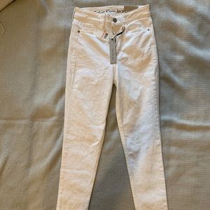 NEW CALVIN KLEIN WHITE JEANS